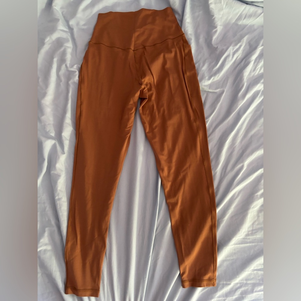 Aerie Offline Real Me Leggings High waisted Pocket Legging. Colour: horizon - Picture 2 of 4